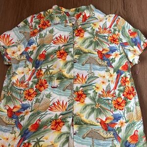 Vintage Hilo Hattie Colorful Parrot Shirt
